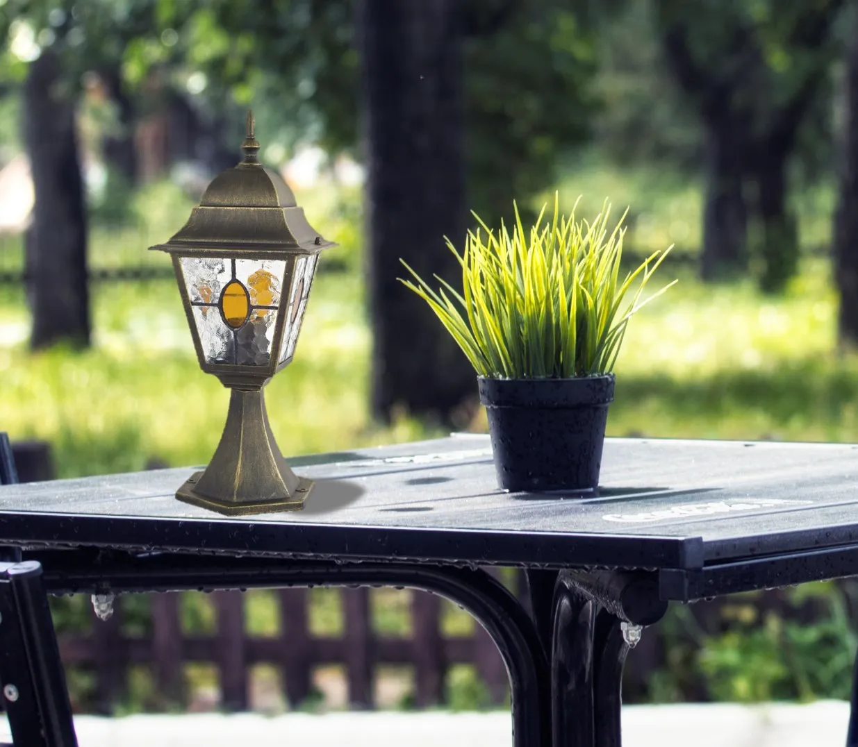 1805-1T Уличные столбы Favourite 1805-1T Zagreb