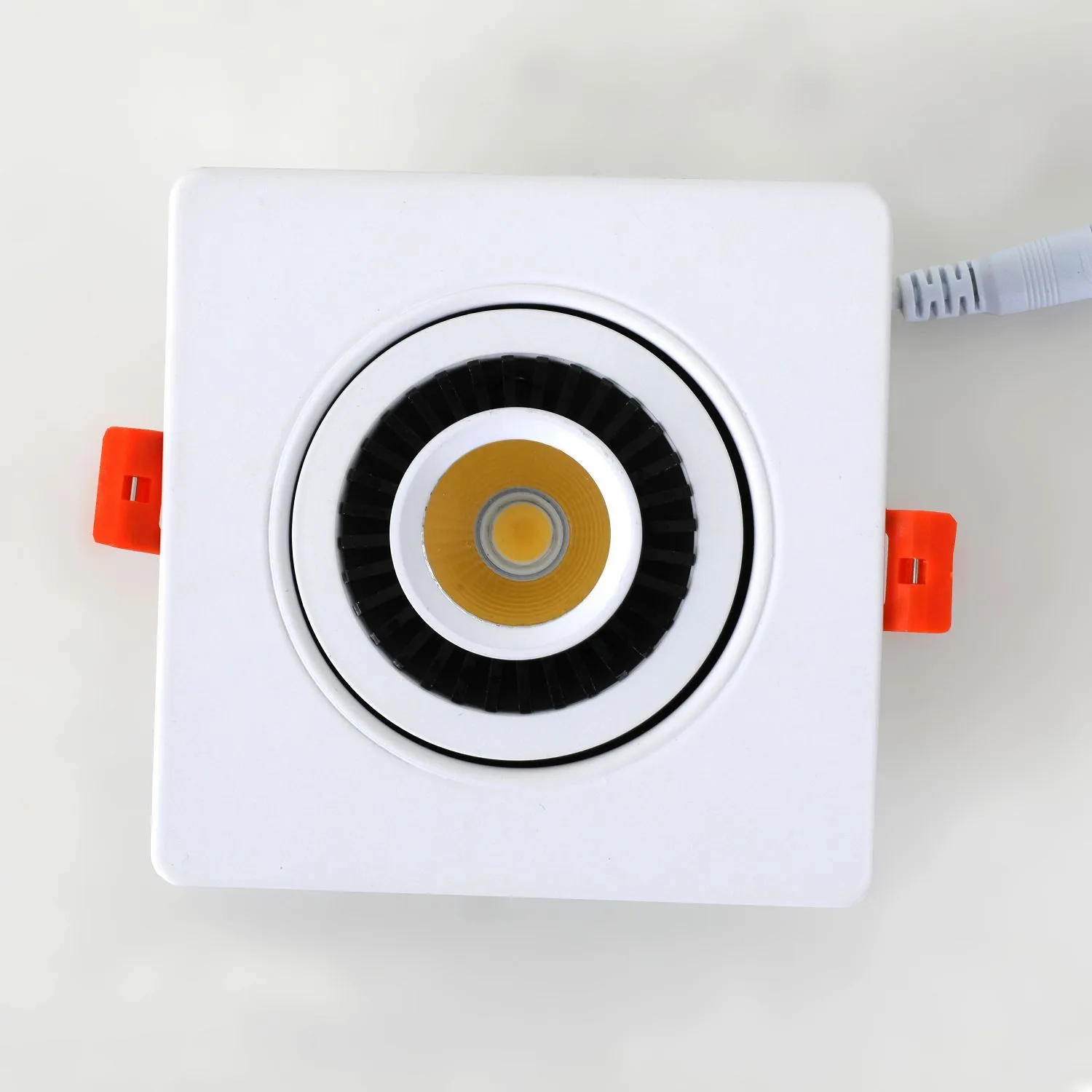 2417-1U Врезные потолочные светильники Favourite 2417-1U Cardine