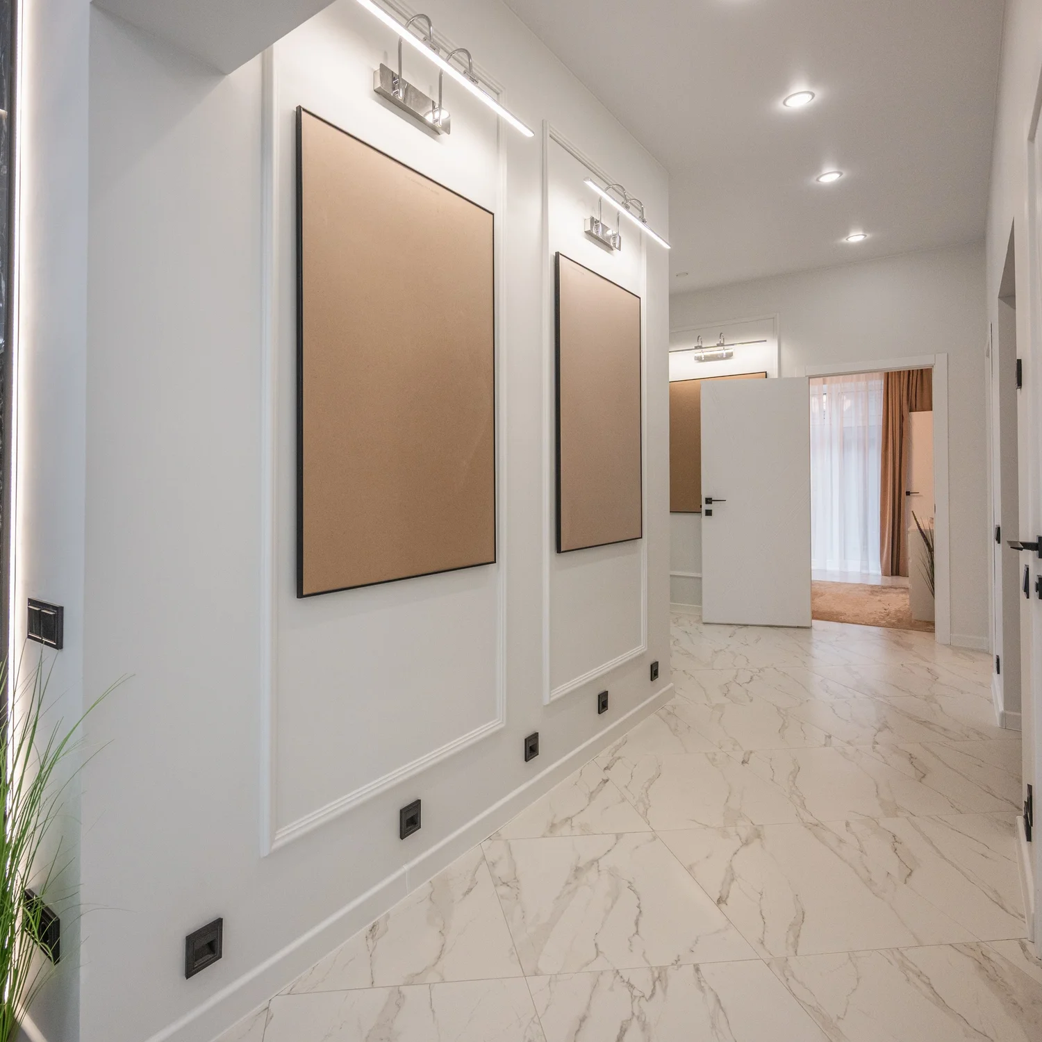 2431-3W Бра Favourite 2431-3W Strenuus