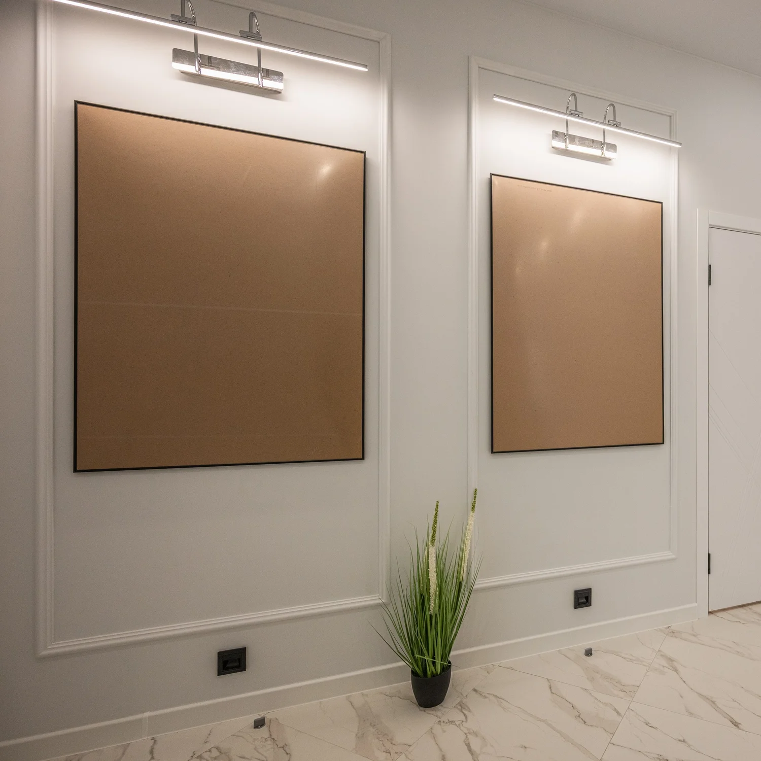 2431-3W Бра Favourite 2431-3W Strenuus