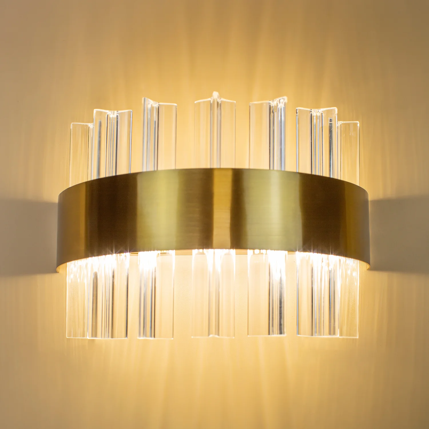 Бра Favourite 4012-1W Placerat