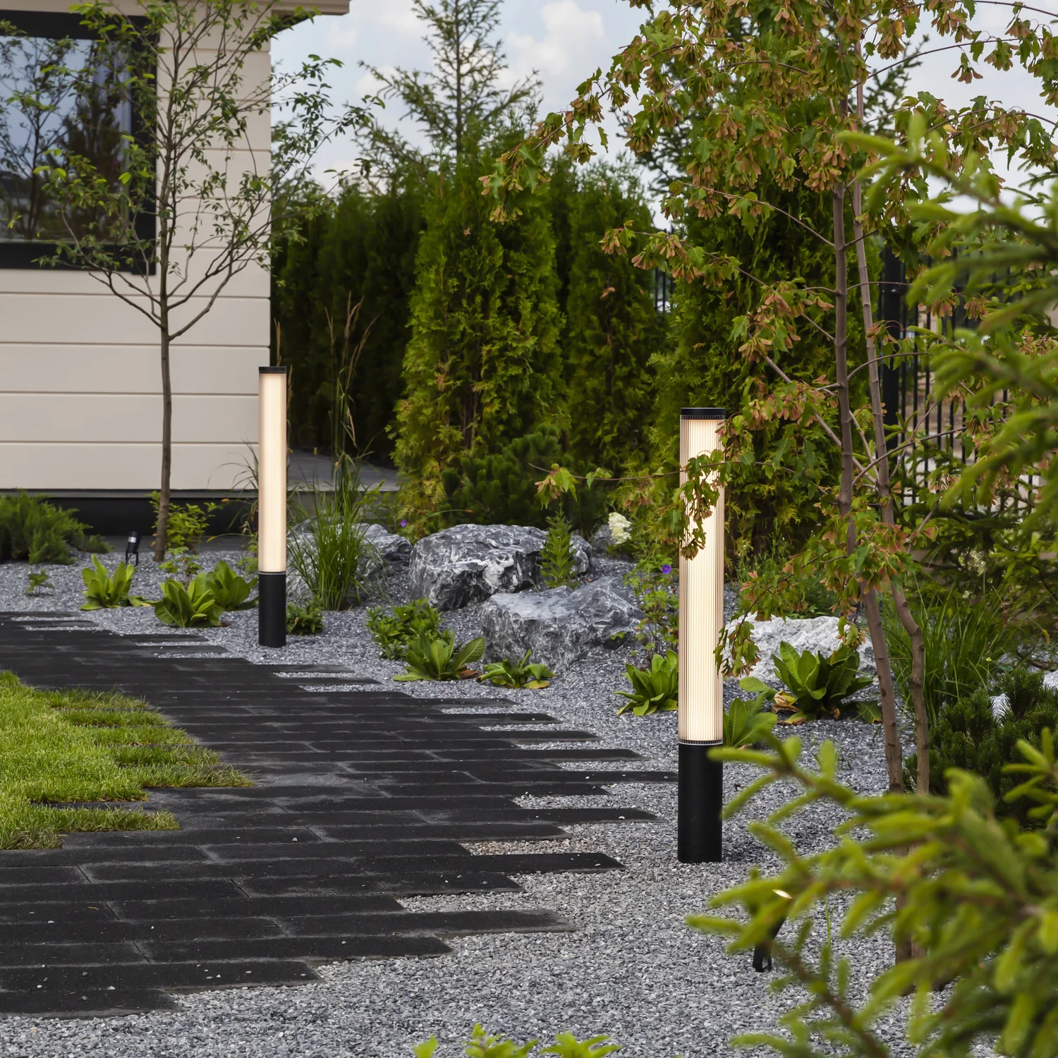 4393-2F Уличные столбы Favourite 4393-2F Kolonne