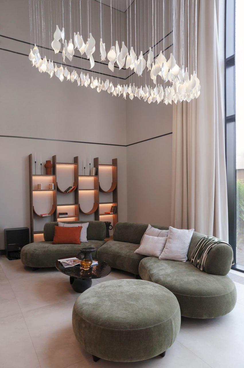 Нежность керамики: авторская люстра по индивидуальному проекту Нежность керамики: авторская люстра по индивидуальному проекту