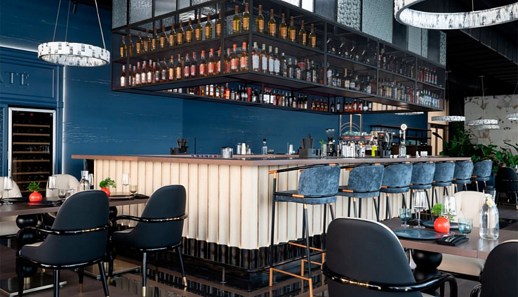 Световой акцент Favourite в интерьере ресторана SHATÉ  Световой акцент Favourite в интерьере ресторана SHATÉ