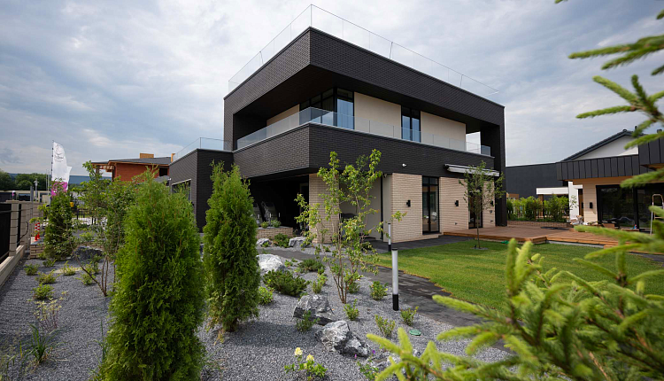 Главный партнёр по свету на выставке Open Village 2025 Главный партнёр по свету на выставке Open Village 2025