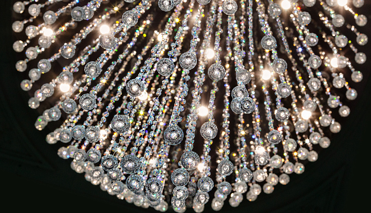 Favourite освещает знаковые пространства Москвы  Favourite освещает знаковые пространства Москвы