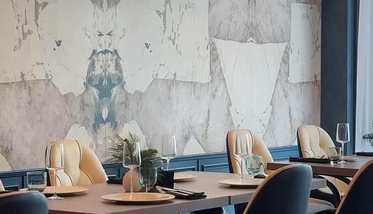 Световой акцент Favourite в интерьере ресторана SHATÉ  Световой акцент Favourite в интерьере ресторана SHATÉ