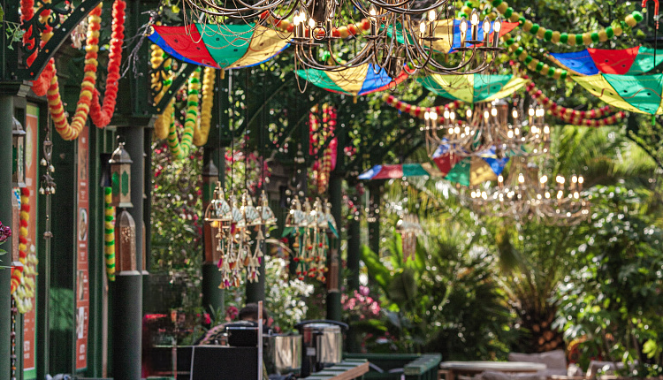 Люстры Favourite на Манежной площади Люстры Favourite на Манежной площади