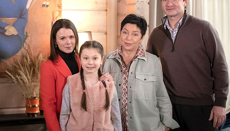 НА ДАЧУ К МАРИИ ПЕТРОВОЙ И АЛЕКСЕЮ ТИХОНОВУ НА ДАЧУ К МАРИИ ПЕТРОВОЙ И АЛЕКСЕЮ ТИХОНОВУ